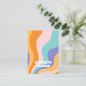 Retro Groovy Kleurrijke Wavy Boho Rainbow QR Code Visitekaartje (Staand voorkant)