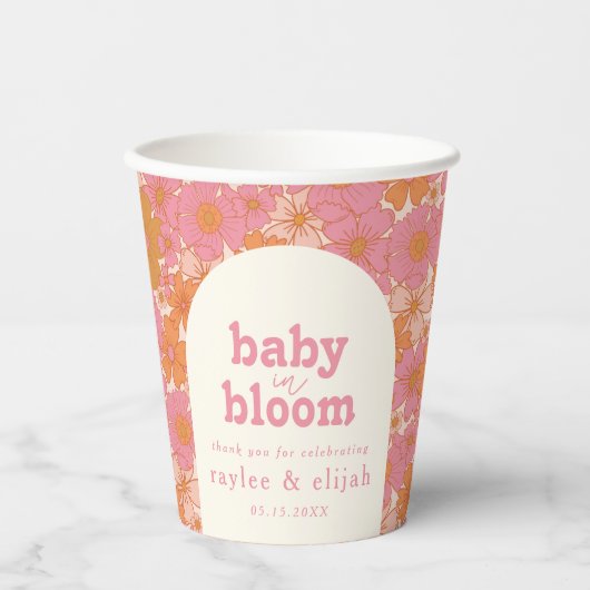 Retro Groovy Levendige Roze Baby in Bloom Boho Papieren Bekers (Voorkant)