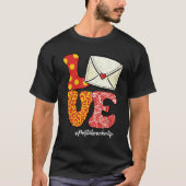 Retro Groovy LOVE Letter Envelope Leopard Postal W T-shirt (Voorkant)