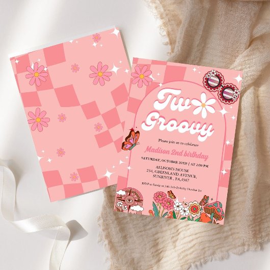 Retro groovy madeliefje twee groovy 2e verjaardag kaart