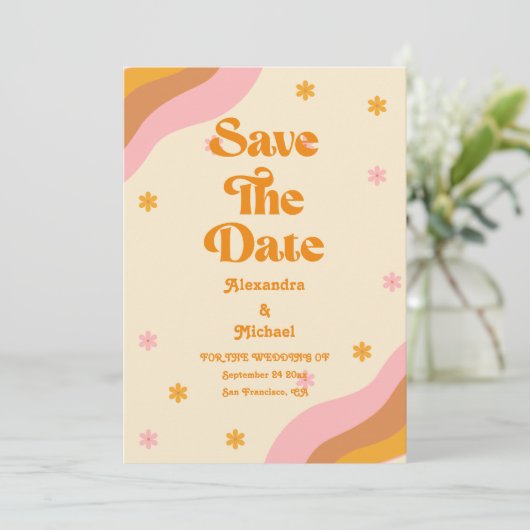 Retro Groovy Pink and Gold Wave Wedding Save The Date (Staand voorkant)