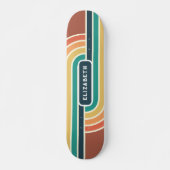Retro Groovy Rainbow Stripes met Naam Skateboard (Voorkant)