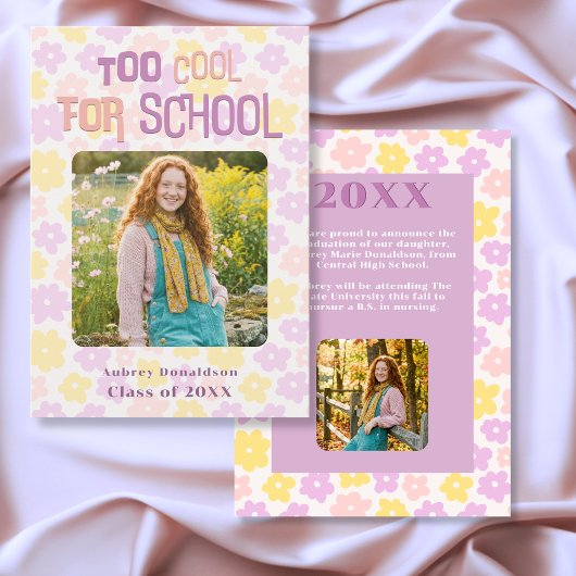 Retro Groovy Roze Geel Paars Bloemig Afstuderen Aankondiging