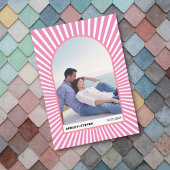 Retro groovy roze zonnestralen 70s geïnspireerde b kaart