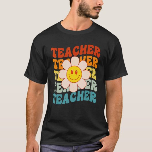 Retro Groovy Teacher Happy Face Cute Daisy Flower T-shirt (Voorkant)