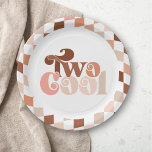 Retro Groovy Twee Cool Meisjes 2e Verjaardag Papieren Bordje<br><div class="desc">Maak je klaar om te groove en te vieren, want je groovy kleine meisje wordt 2! Accentueer je thema feestservies bij je dochters 'Two Cool' verjaardagsbash gevuld met retro-geïnspireerde leuke en groovy vibes. Ons boho-chic collectie zet de scène in met speelse typografie, levendige kleuren en op hippie geïnspireerde esthetiek. Wij...</div>