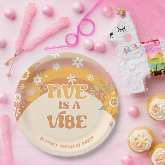 Retro groovy vijf is een levendige verjaardagskran papieren bordje (Feest)