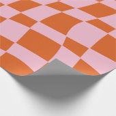 Retro Groovy Wavy Psychedelic Checkerboard Y Cadeaupapier (Hoek)