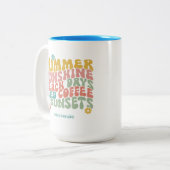 Retro Groovy Zomer Roze Monogram Naam Bagagelabel Tweekleurige Koffiemok (Voorkant links)