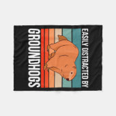 Retro Groundhog Quote Easily Distracted By Groundh Fleece Deken (Voorkant (Horizontaal))