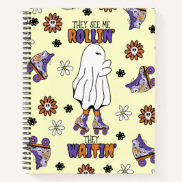Retro Halloween Ghost met Roller Blades paarse Notitieboek