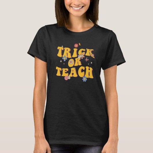 Retro Halloween Groovy Trick of Teach Halloween T-shirt (Voorkant)
