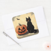 Retro Halloween Zwarte Kat en Pompoen Vierkante Sticker (Envelop)