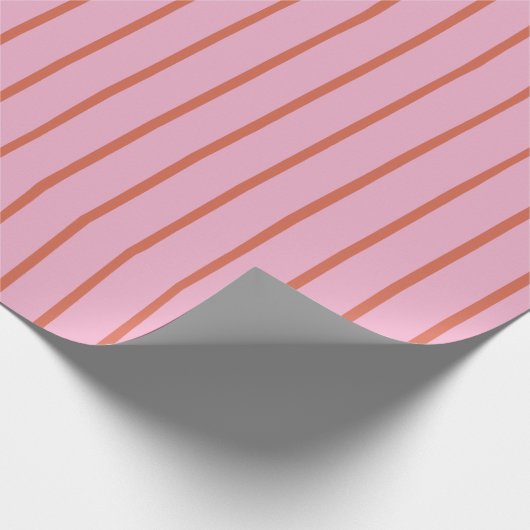Retro Hand-drawn Red Stripes on Pink Cadeaupapier (Hoek)