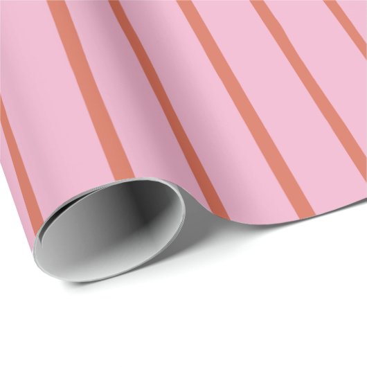 Retro Hand-drawn Red Stripes on Pink Cadeaupapier (Rol Hoek)