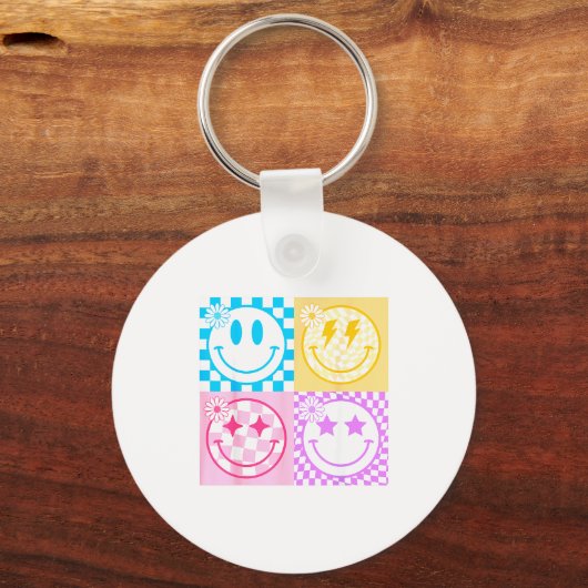 Retro Happy Smile Face Checkered Pattern Vibes Tre Sleutelhanger (Voorkant)