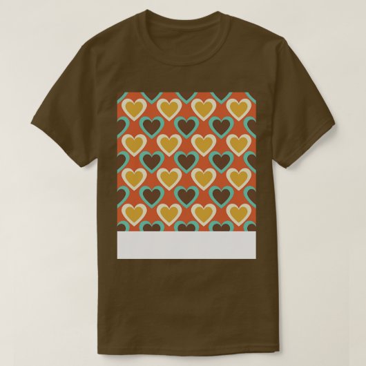 Retro harten patroon in rood t-shirt (Design voorkant)