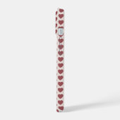 Retro Hearts Pink Burgundy Y2K Style iPhone 15 Case (Linkerkant)