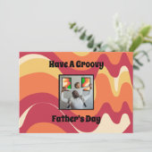 Retro "Heb een Groovy Vaderdag" Familiefoto Feestdagenkaart (Staand voorkant)