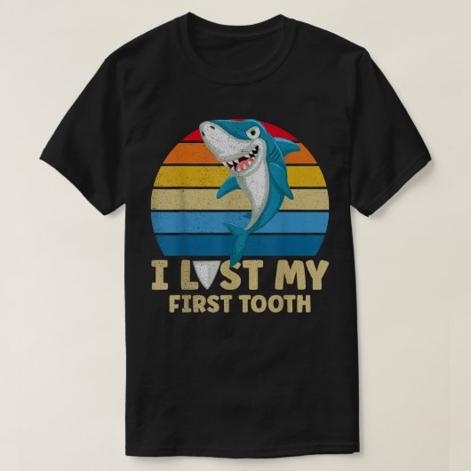 Retro  heb ik mijn eerste Tooth Shark Tooth Fa ver T-shirt (Design voorkant)