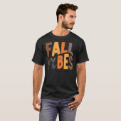 Retro Herfst Vibes Black Cat Happy Najaar Dank T-shirt (Voorkant volledig)