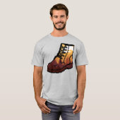 Retro Hiking Shoe Landscape - Wilderness Sunset T-shirt (Voorkant volledig)