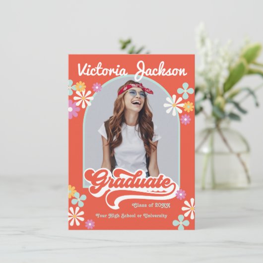 Retro Hippie Afstudeer Foto Aankondiging (Staand voorkant)