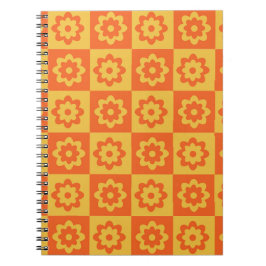Retro Hippie Bloemen op Geel Oranje Dambord Notitieboek