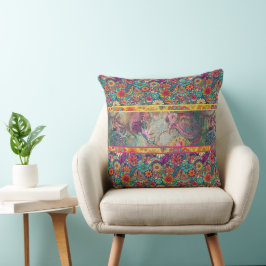 Retro Hippie: Floral Fantasy Pillow Kussen