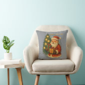 “Retro Holiday Throw Pillow – Cozy Santa & Gifts Kussen (Stoel)