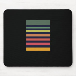Retro Horizon Stripes – Minimalistisch digitaal on Muismat