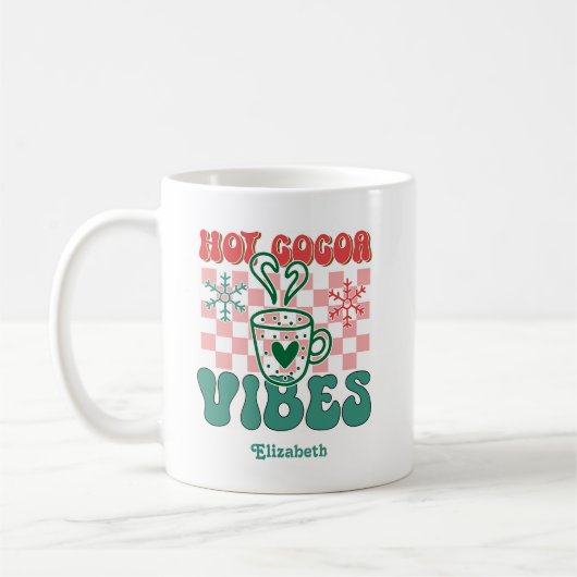 Retro “Hot Cocoa Vibes” Personalized Christmas Koffiemok (Links)