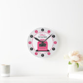 Retro Hot Pink Stove Persoonlijke keukenklok Ronde Klok (Huis)