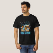 Retro Housekeeper Expert T-shirt (Voorkant volledig)