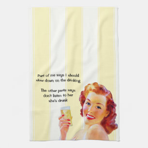 Retro huisvrouw met cocktail grappige dronken quot theedoek