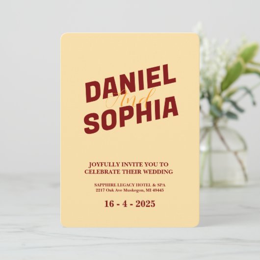 Retro huwelijksuitnodigingskaart Cream Kaart (Staand voorkant)