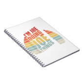 Retro Ik ben Joe Doing Joe Things Notitieboek (Rechterzijde)