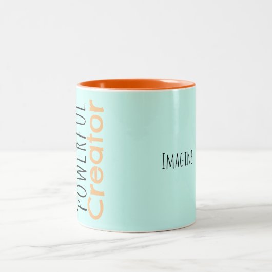 Retro-inademing Mok (Center)