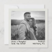 Retro Instant Camera B&W Photo QR Code Save The Date (Voorkant)
