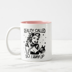 Retro jaren 1950 Glam Girl Funny Sarcastic Quote Tweekleurige Koffiemok