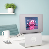 Retro jaren 80 en 90 vibes sticker (Laptop op bureau)