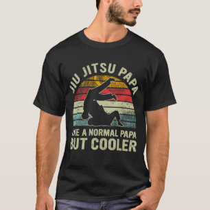 Retro Jiu Jitsu Papa als een gewone krant maar als T-shirt