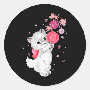 Retro kat kitten speelt met roze kerst ornamen ronde sticker