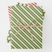 Retro Kerst Stippen en Strepen Olijf Groen & Rood Inpakpapier Vel (In situ)