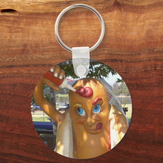 Retro Kitsch Hot Dog Statue Sleutelhanger (Voorkant)