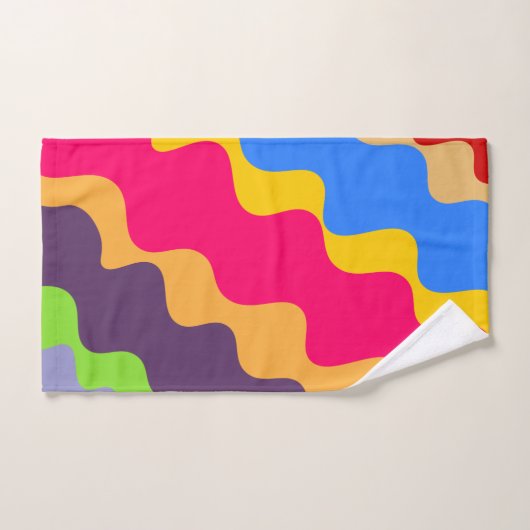 Retro kleurrijk schuin golvend patroon bad handdoek (Handdoek)