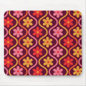 Retro Kleurrijke Bloemen op Vintage Ogee Patroon Muismat (Voorkant)