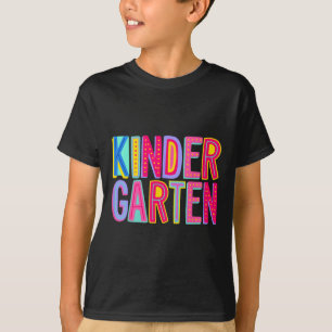 Retro kleuterschool regenboog trillingen leraar ki t-shirt