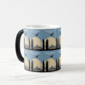 Retro Kuala Lumpur Reizen: City Skyline Magische Mok (Voorkant links)