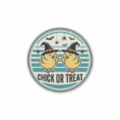 Retro Kuiken Of Behandeling Halloween Kuikens Ontw Sticker (Voorkant)